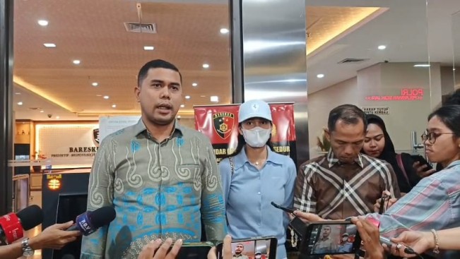 Azizah Salsha di Bareskrim Polri, Selasa (12/8/2025). [FTNews]